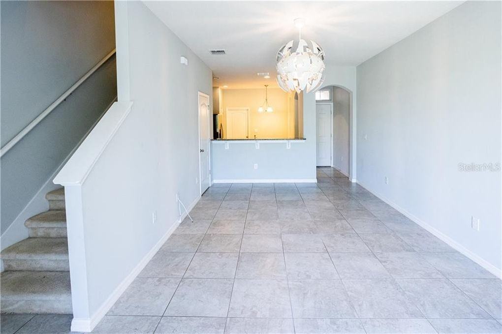 2219 Broadway View Ave - Photo 3 of 11