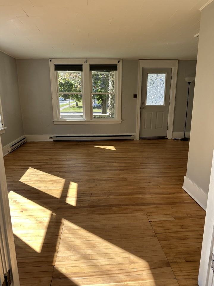 54 Sailly Ave #1 - Photo 4 of 12