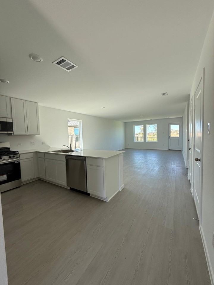 3116 Wild Dunes Dr - Photo 3 of 8