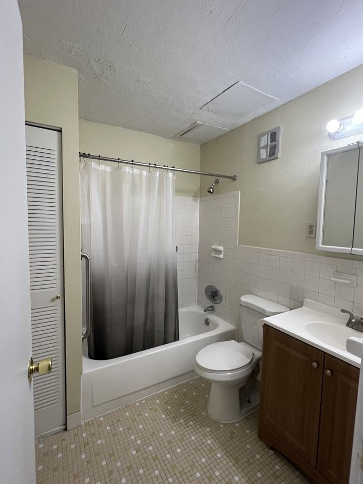 66 Mayflower Ave #7 - Photo 4 of 7