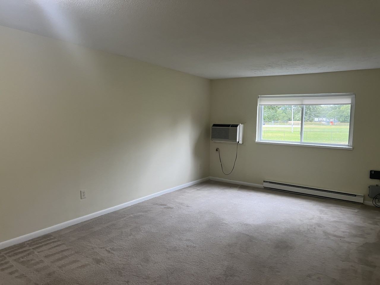 66 Mayflower Ave #7 - Photo 5 of 7
