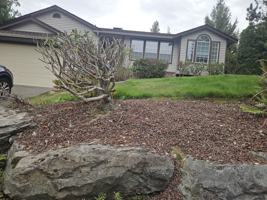 featured image of 18417 Woodbine Dr