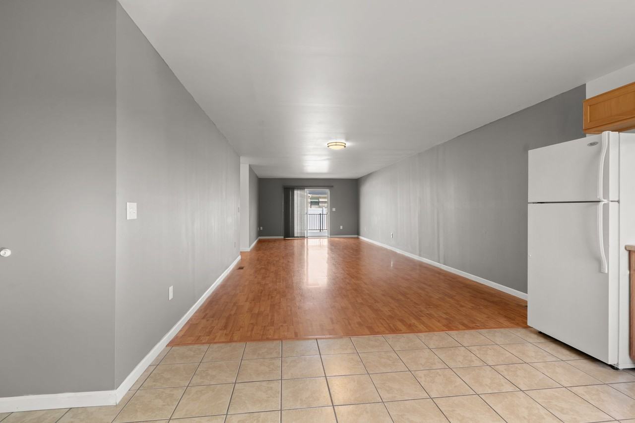 717 S Stevens #B - Photo 6 of 26