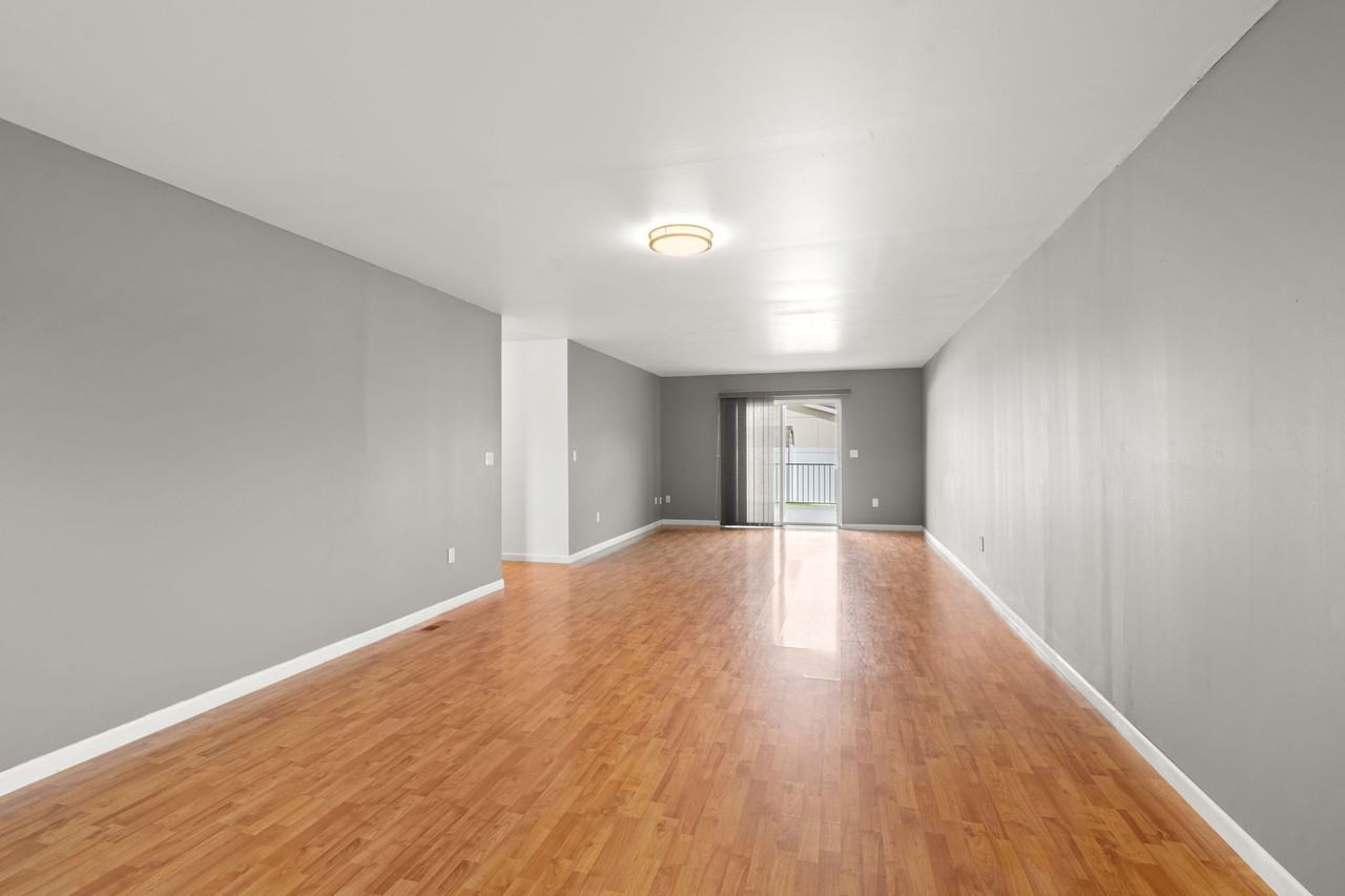 717 S Stevens #B - Photo 7 of 26
