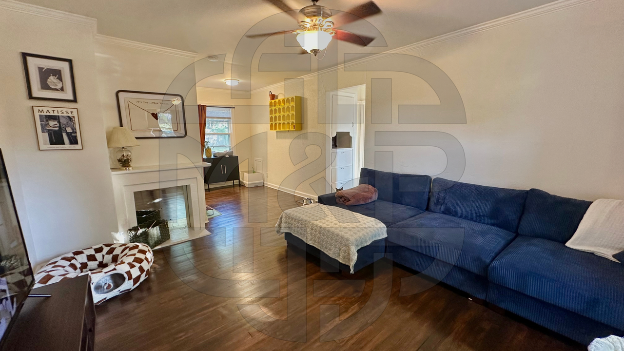 1214 N Crestway St - Photo 4 of 18