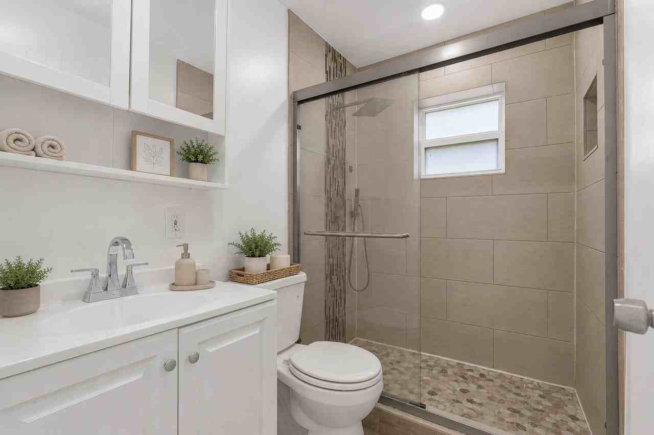 6621 Perry St - Photo 7 of 21