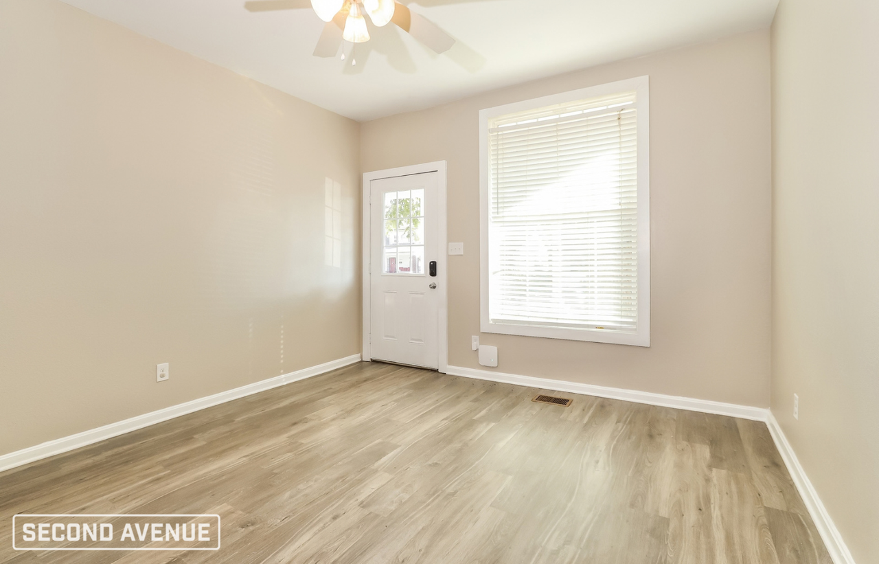 3823 River Park Dr - Photo 2 of 15
