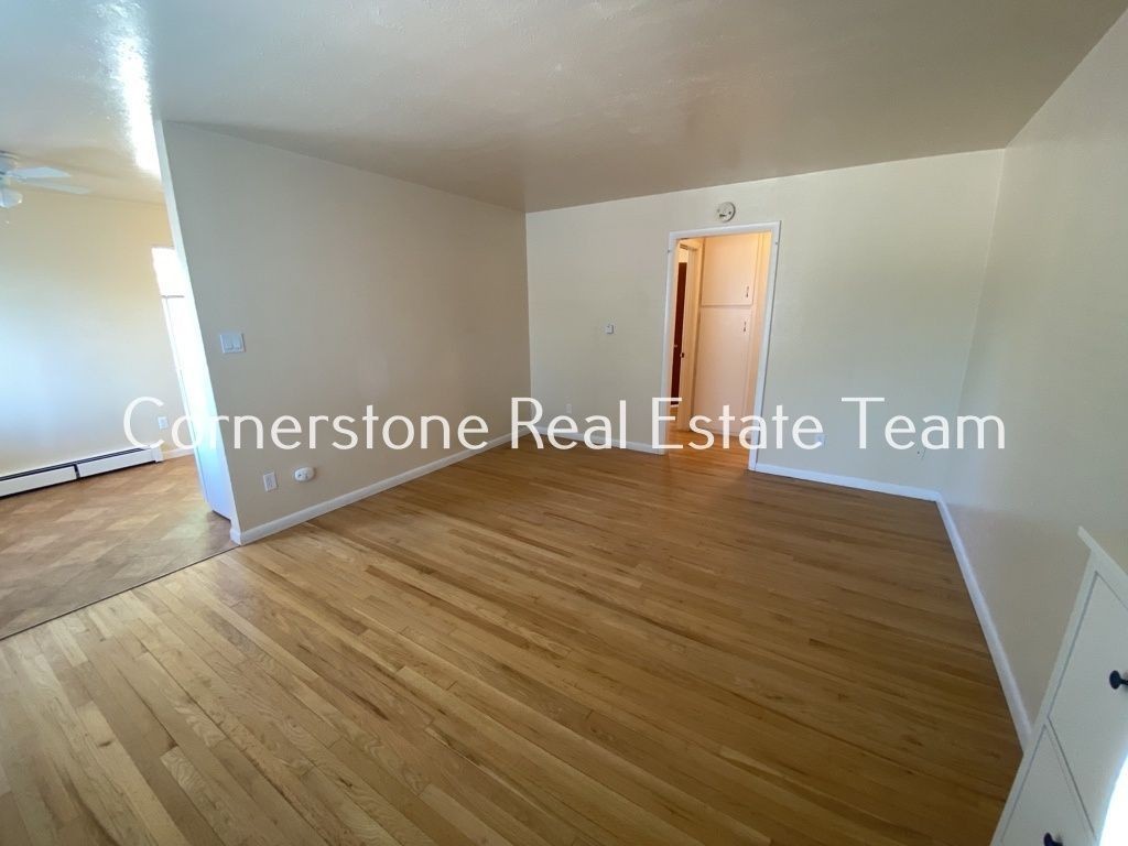 3113 Illinois Ave #1 - Photo 4 of 18