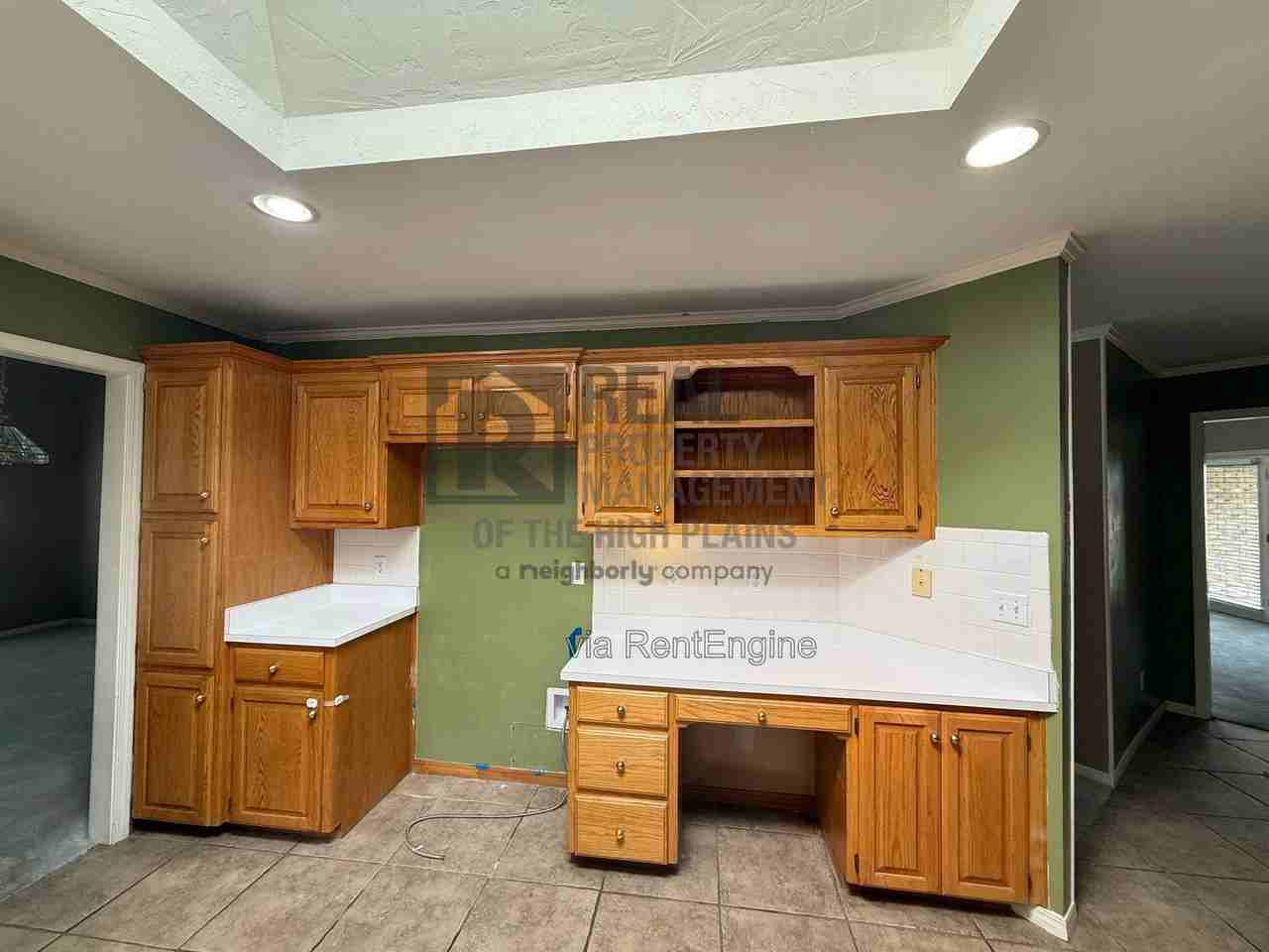 4407 Van Winkle Dr - Photo 3 of 17