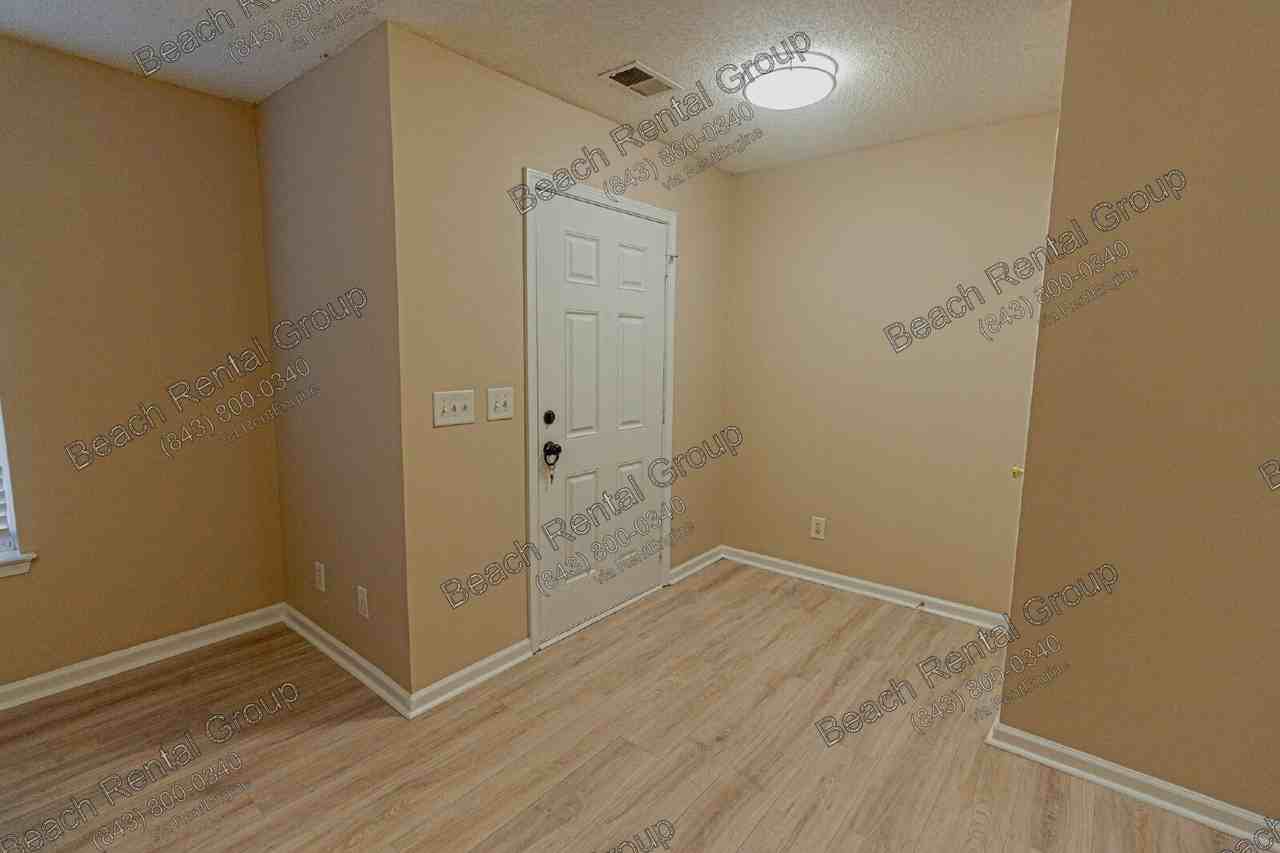 233 Seabert Rd - Photo 3 of 26