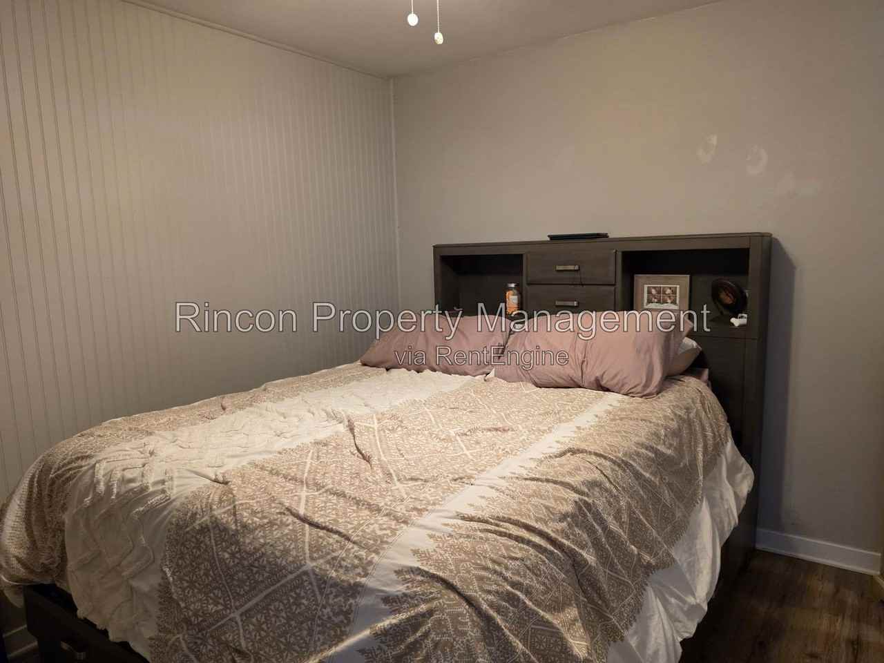 8566 Truckee Dr - Photo 2 of 12
