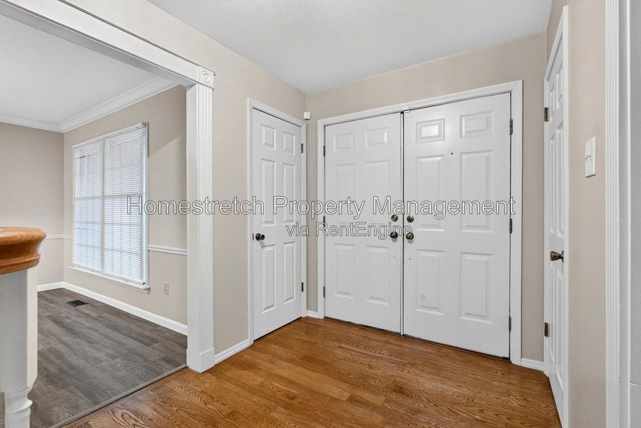 2747 Sherborn Ln - Photo 6 of 50