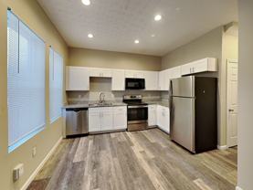 1361 Summit St - Photo 1 of 1
