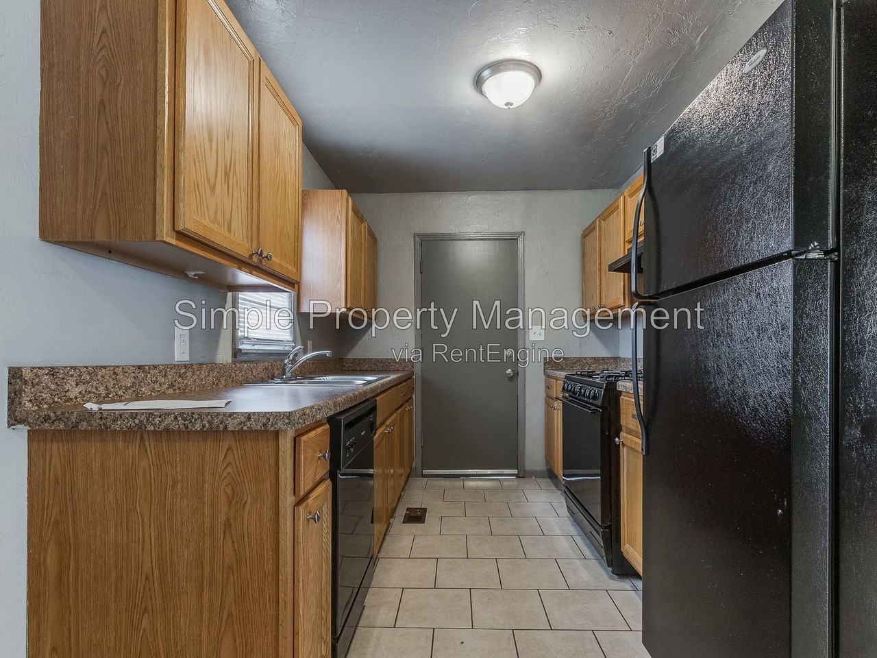 2468 Nw 39th Ter - Photo 7 of 17