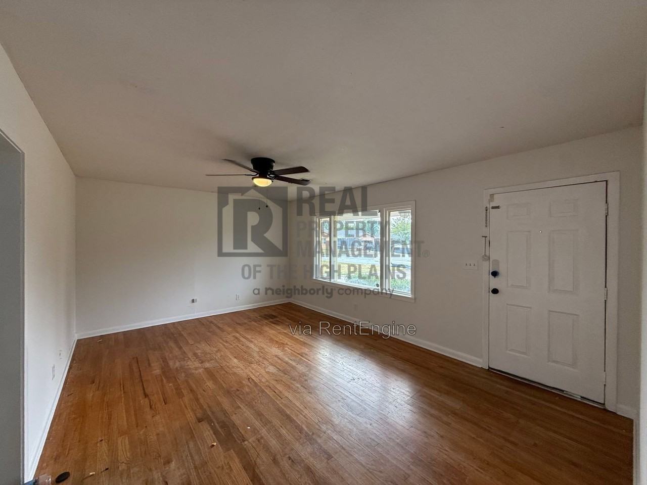 5409 Lawrence Blvd - Photo 3 of 15