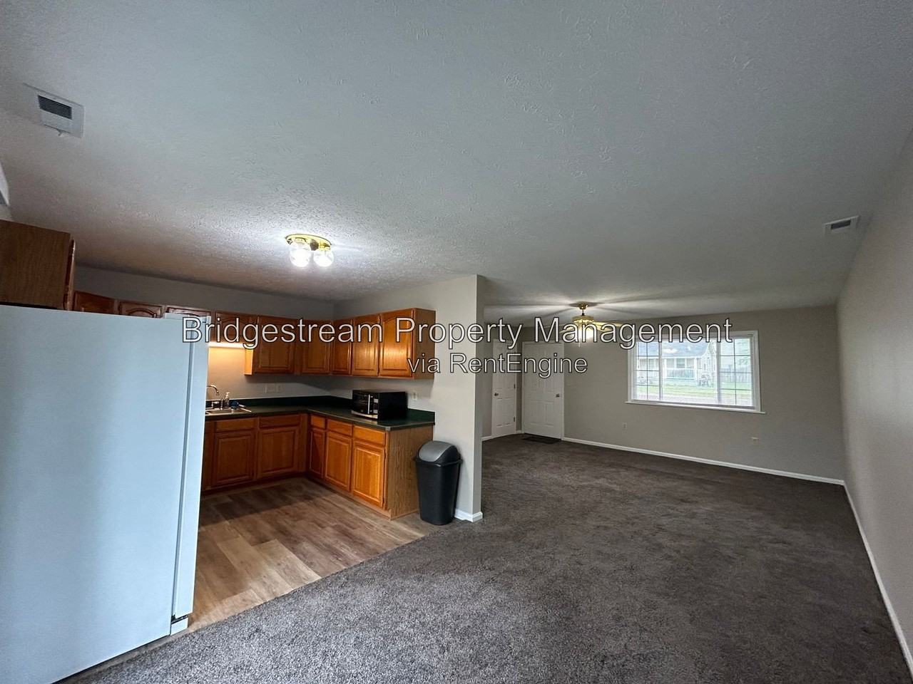 2460 Rondowa Ave - Photo 3 of 10
