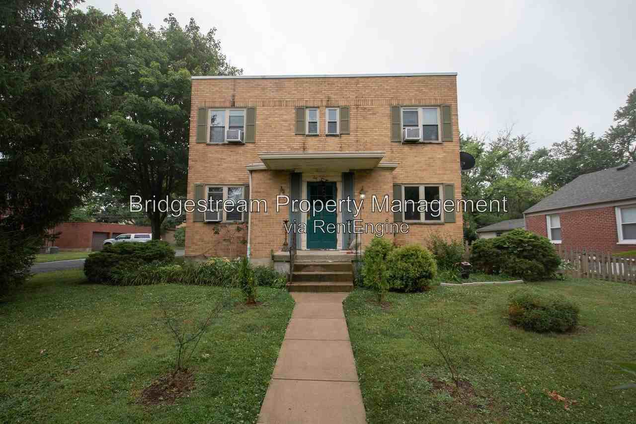426 Wonderly Ave #2 - Photo 3 of 12