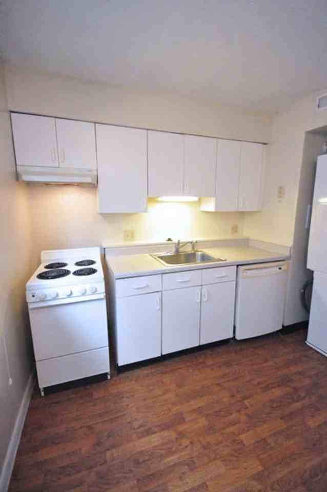 105 W 8th Ave #A - Photo 4 of 11
