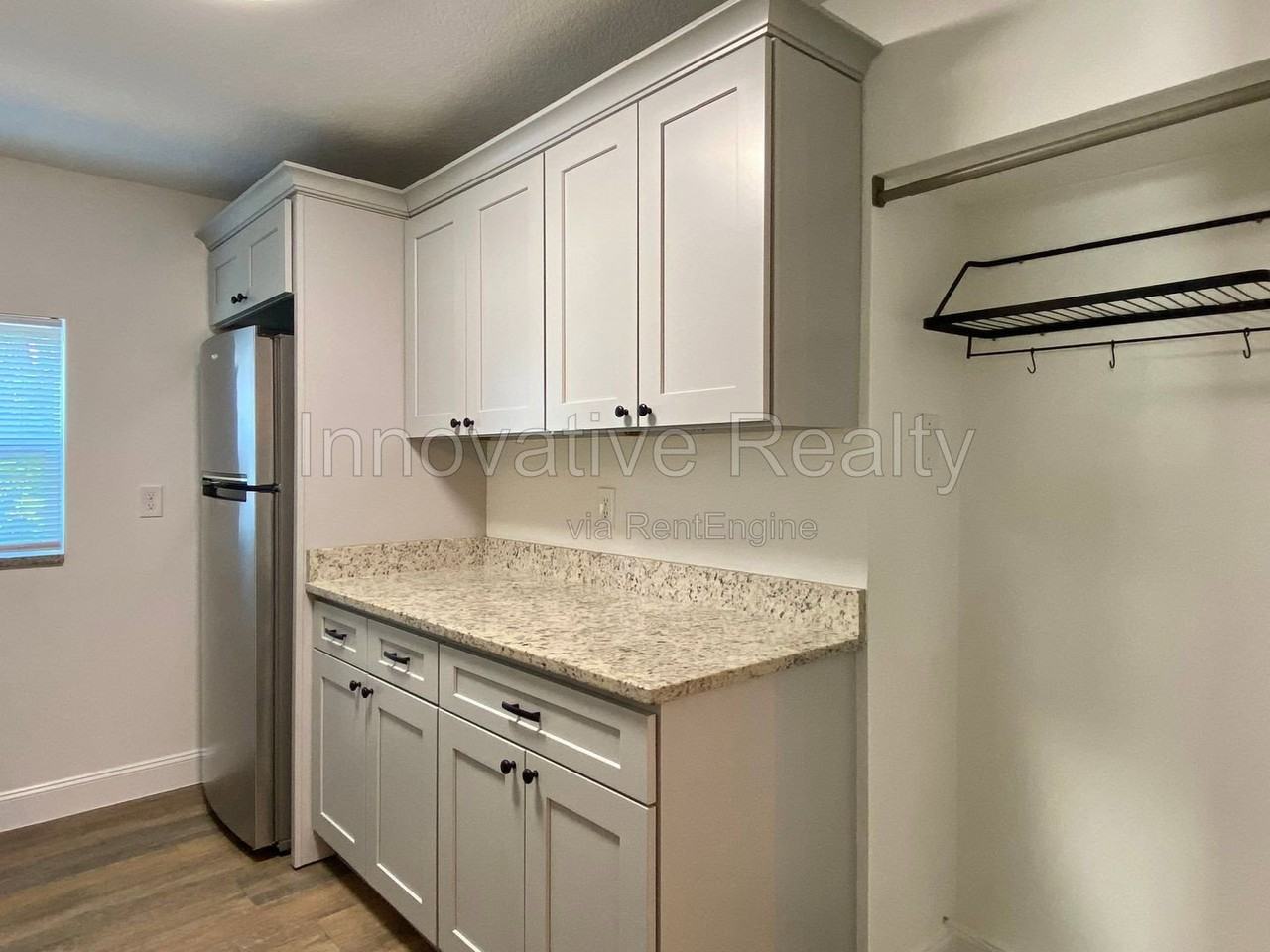 111 E Key Ave - Photo 5 of 24