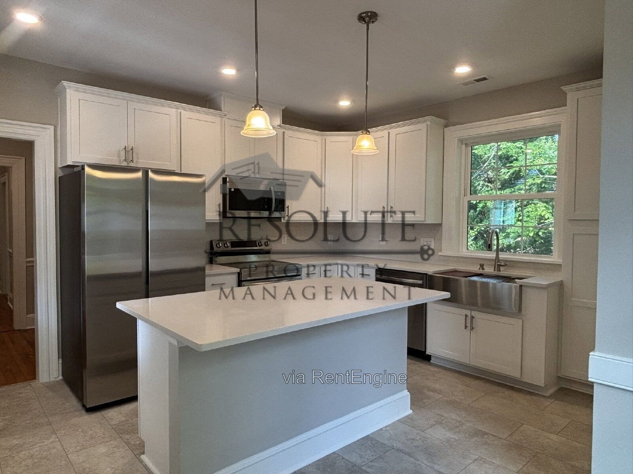 118 Forest Rd - Photo 3 of 18