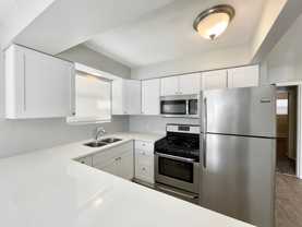 509 Knapp St Ne #1 - Photo 1 of 1