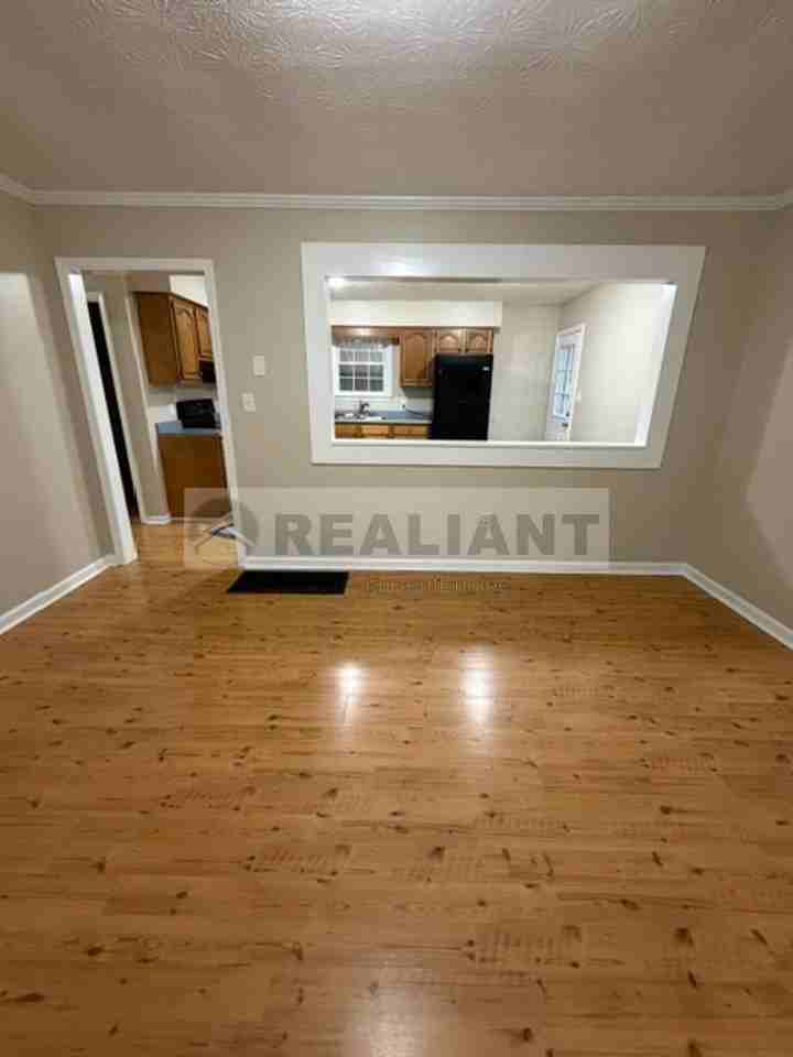 112 Birch Dr - Photo 4 of 19