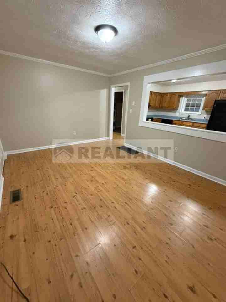 112 Birch Dr - Photo 5 of 19