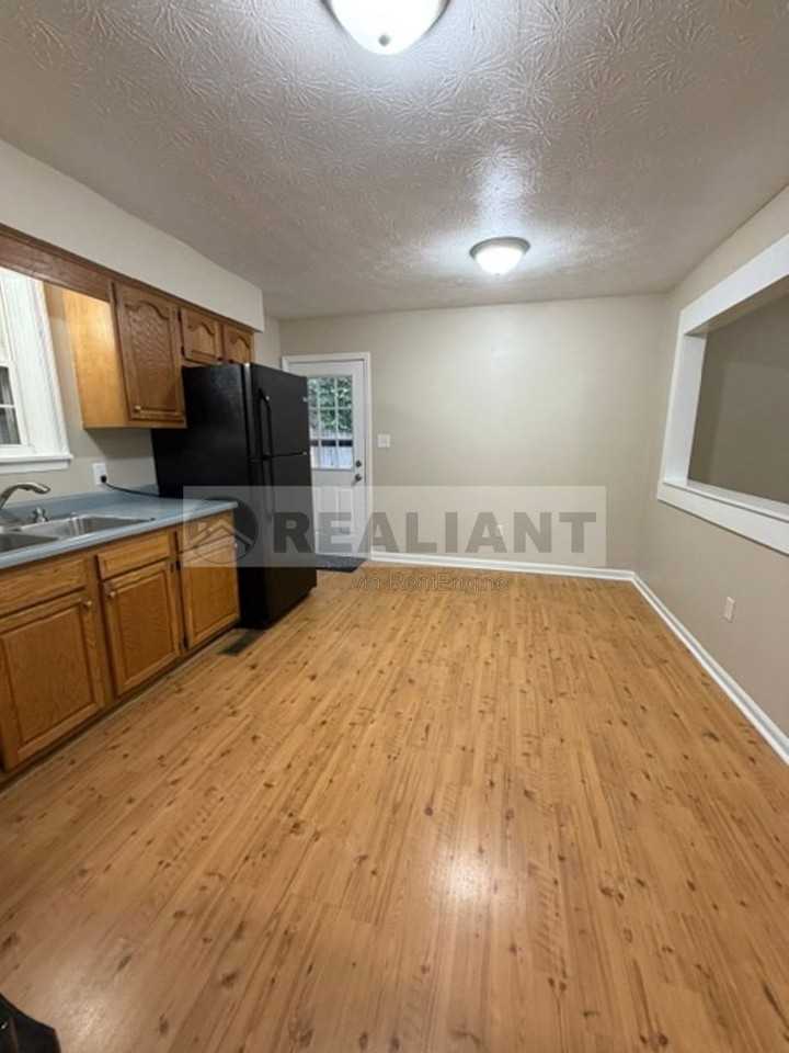 112 Birch Dr - Photo 7 of 19