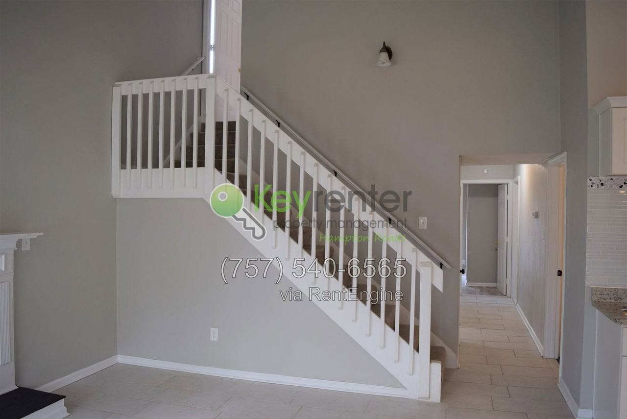 4916 Rugby Rd - Photo 3 of 50