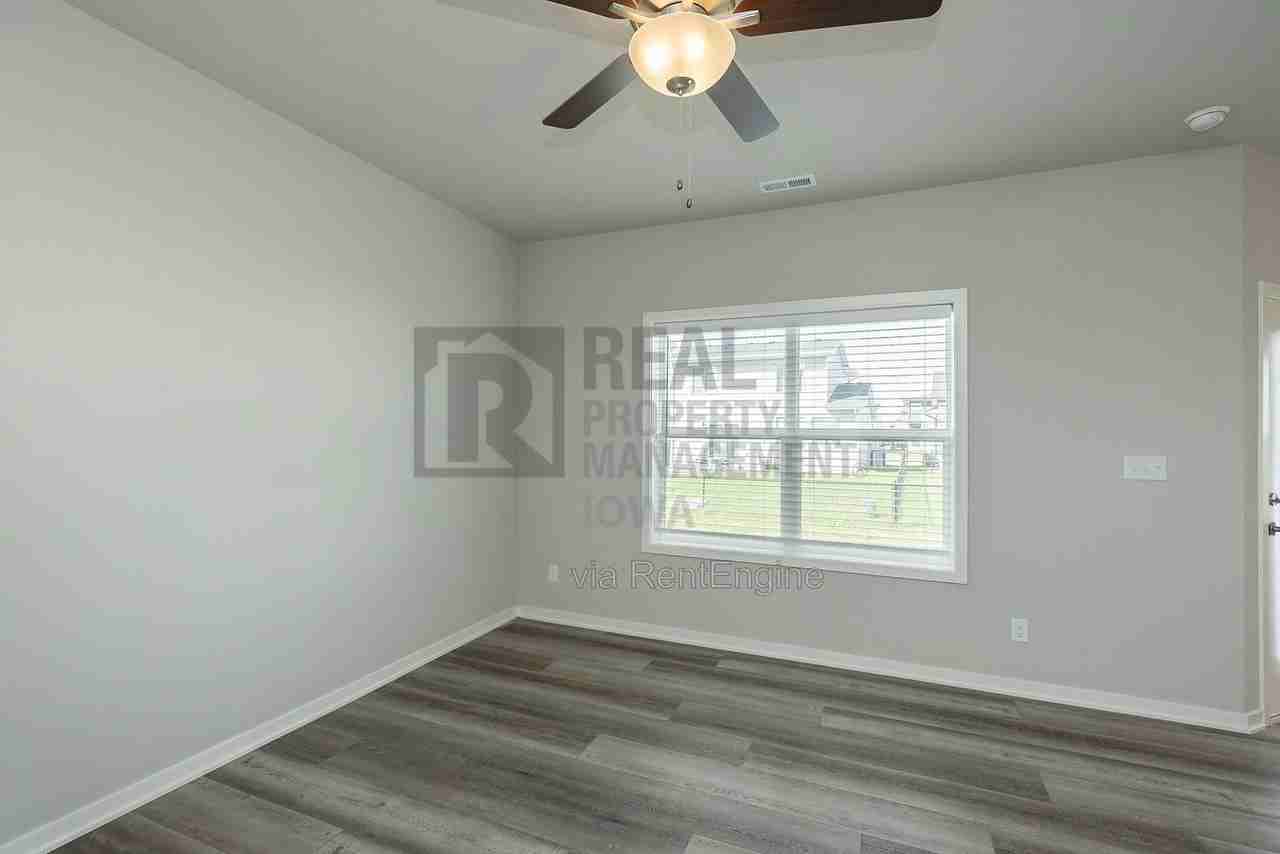 4024 Ne Timber Ln - Photo 5 of 30