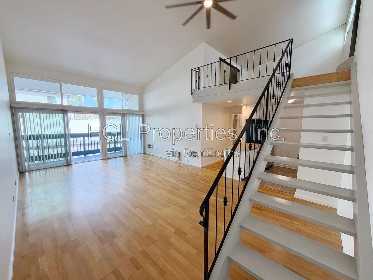 601 S Prospect Ave #304 - Photo 2 of 19