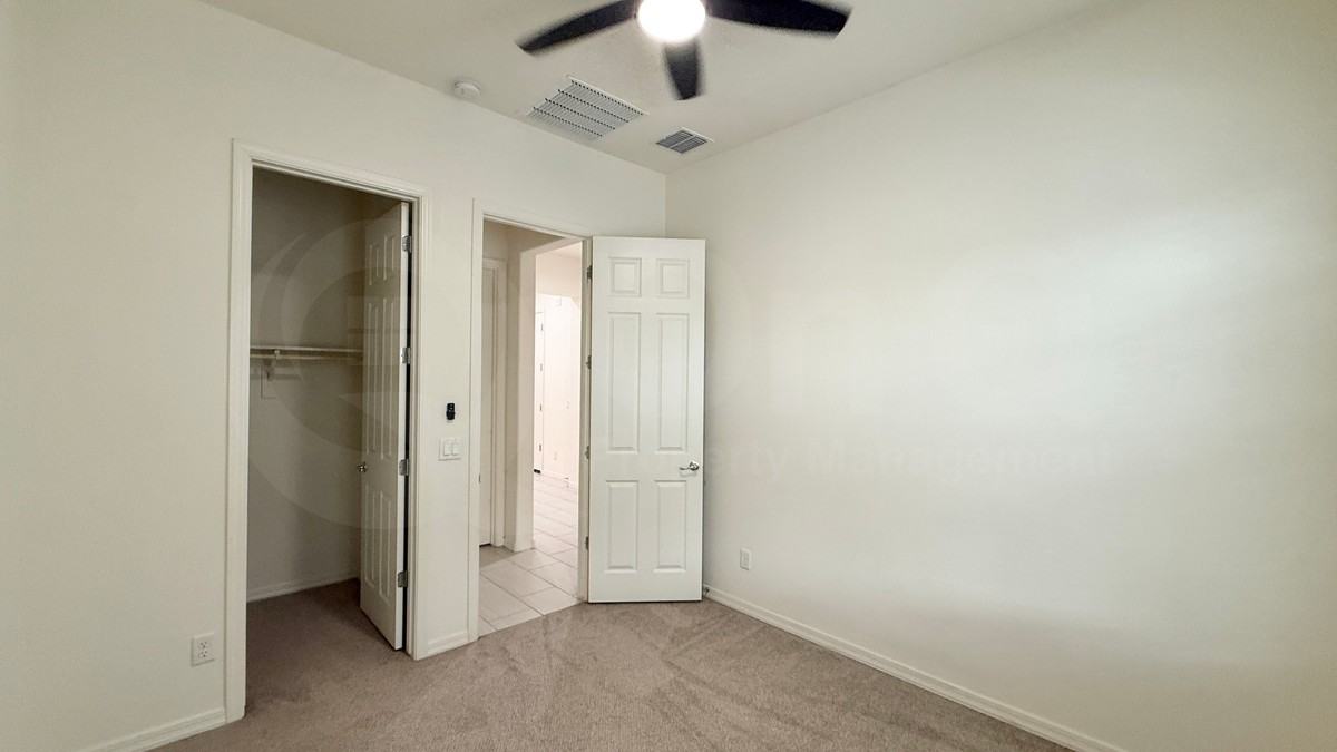 1118 S Peden Dr - Photo 5 of 23
