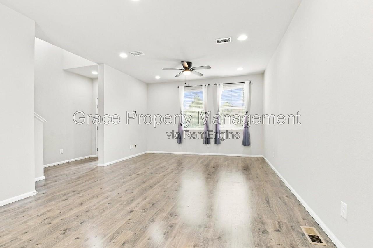 16121 E 47th Pl - Photo 5 of 17