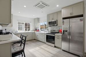 featured image of 1409 Jefferson Ave #A1