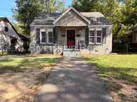featured image of 3590 Bowen Ave