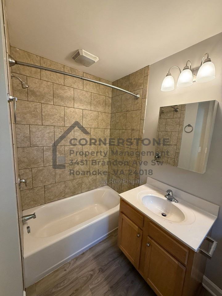2232 Plantation Rd Ne - Photo 6 of 13