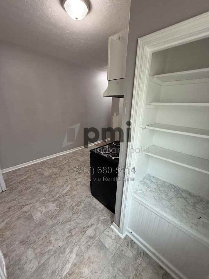 112 Adler St - Photo 7 of 30
