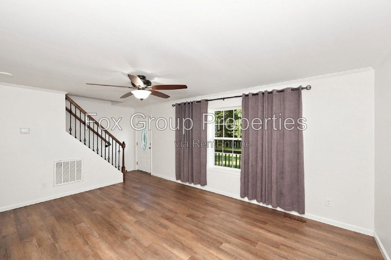 513 Weathers Creek Rd - Photo 6 of 18