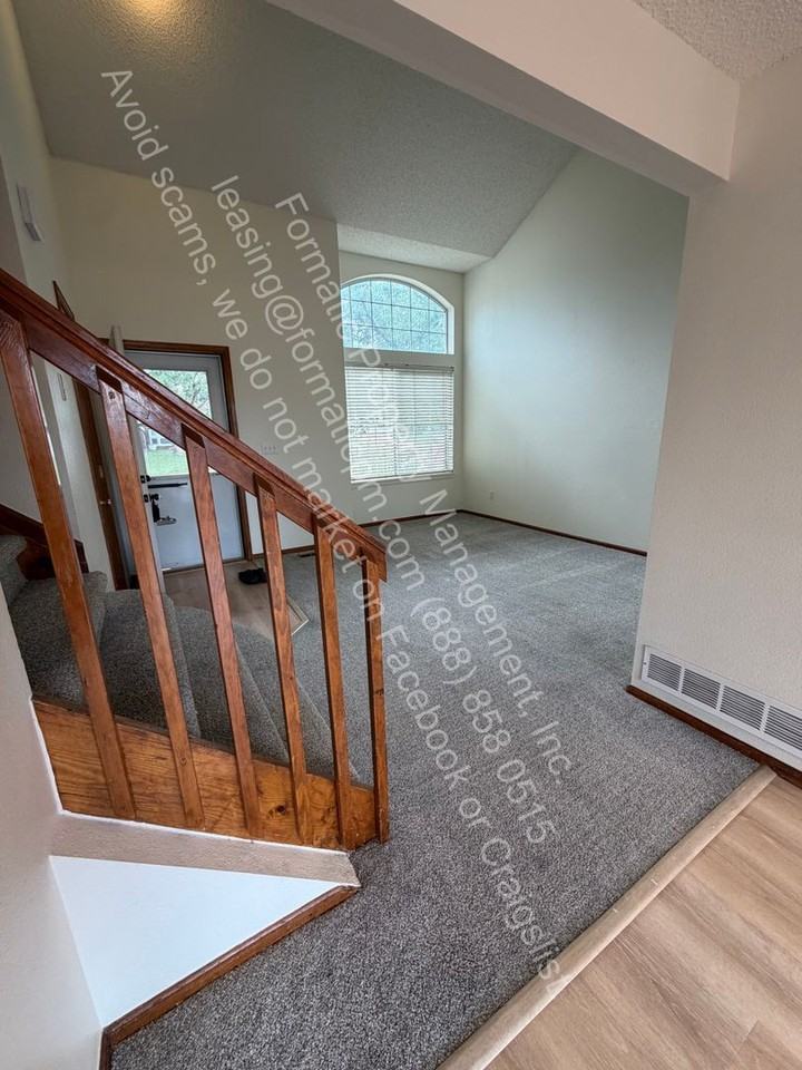 9663 Lameria Dr - Photo 2 of 16