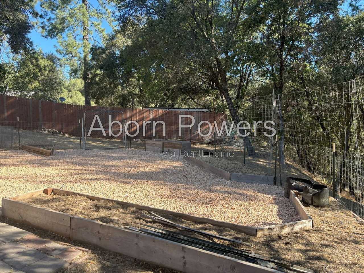 5791 Forest Lake Rd - Photo 6 of 23