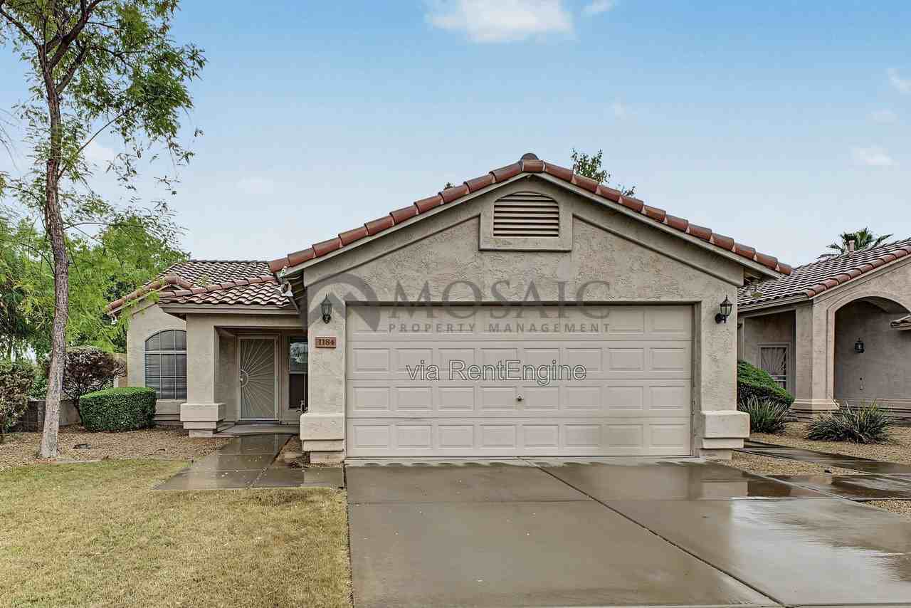 1184 W Flamingo Ct - Photo 2 of 32