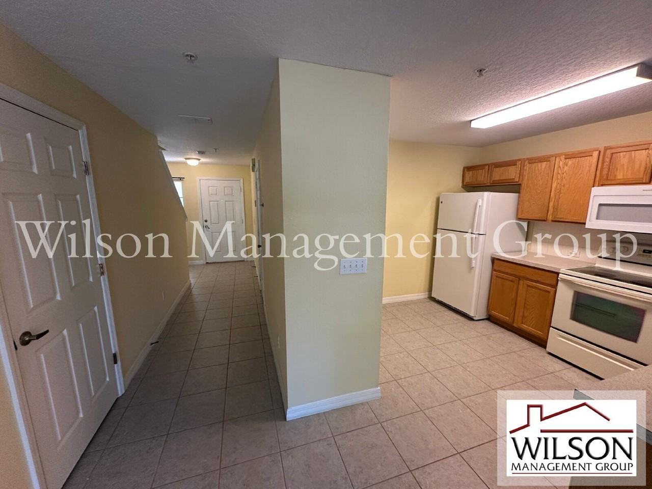 187 Sterling Springs Ln - Photo 2 of 25