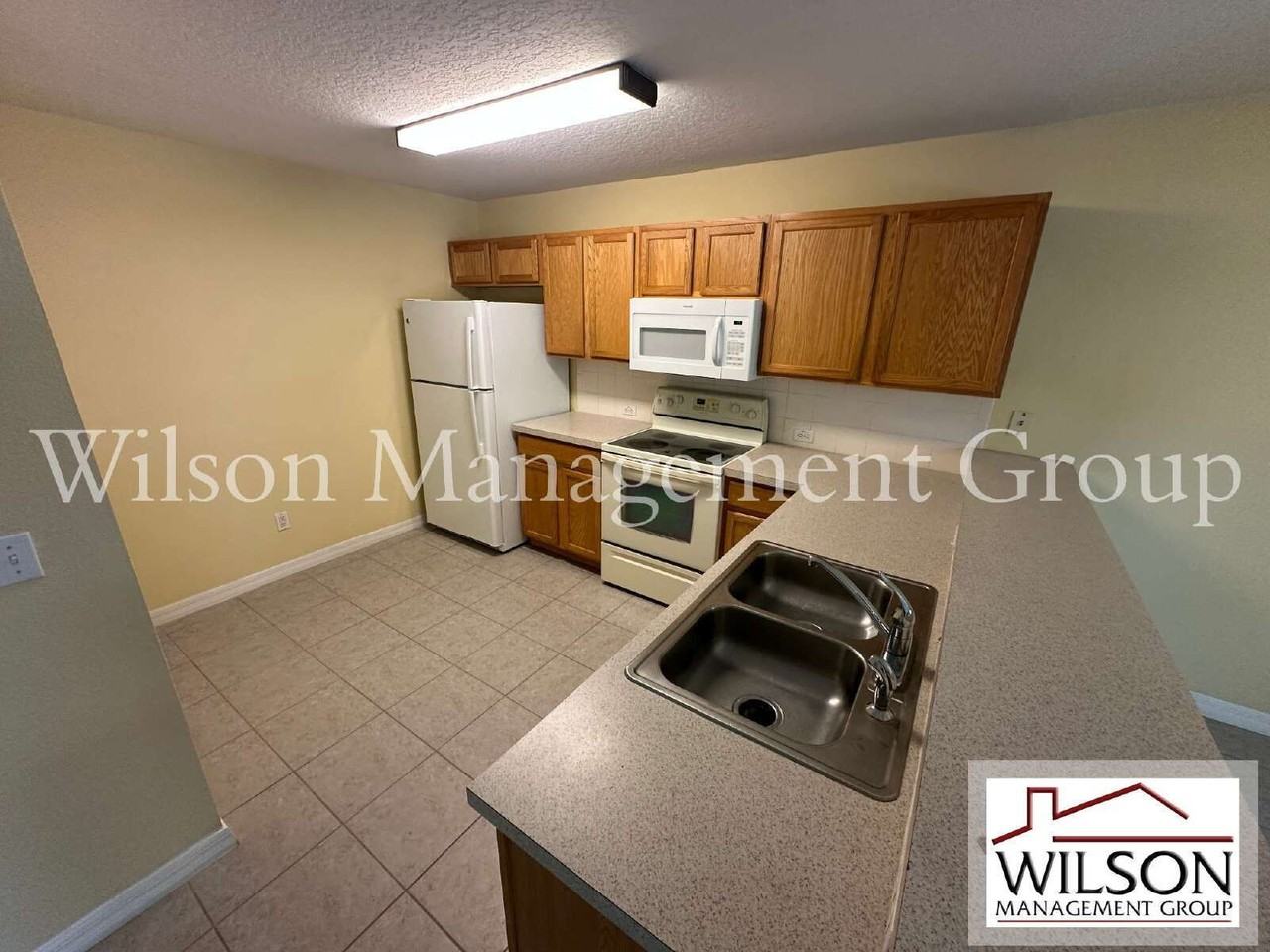187 Sterling Springs Ln - Photo 4 of 25