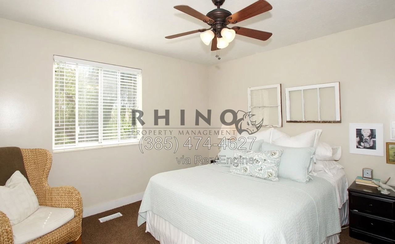 251 W 1675 N - Photo 7 of 15