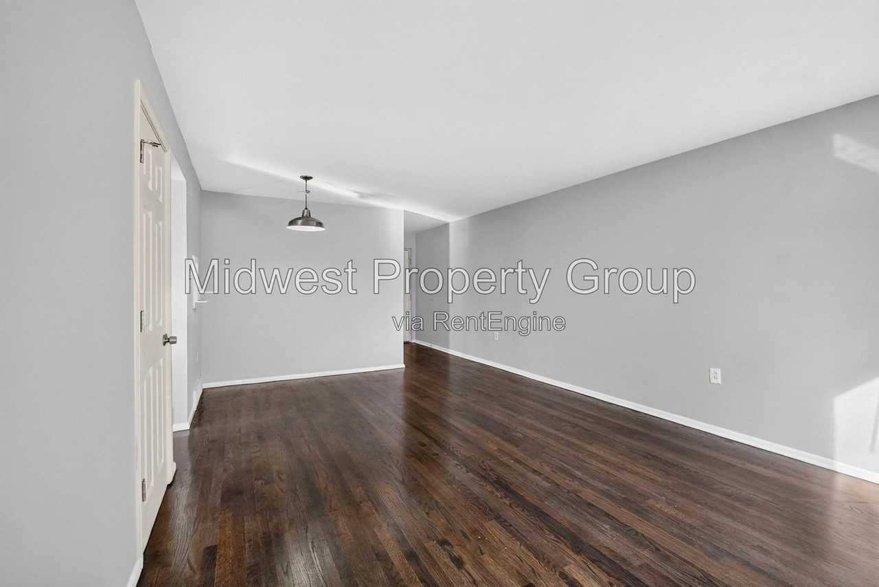 2501 S Big Bend Blvd #5 - Photo 4 of 15