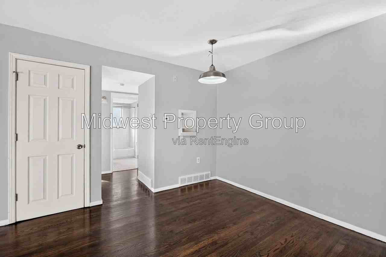 2501 S Big Bend Blvd #5 - Photo 5 of 15