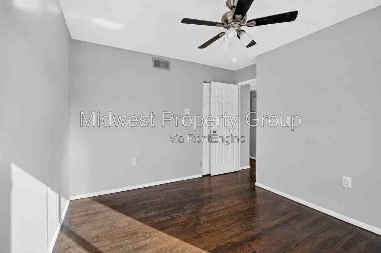 2501 S Big Bend Blvd #5 - Photo 7 of 15