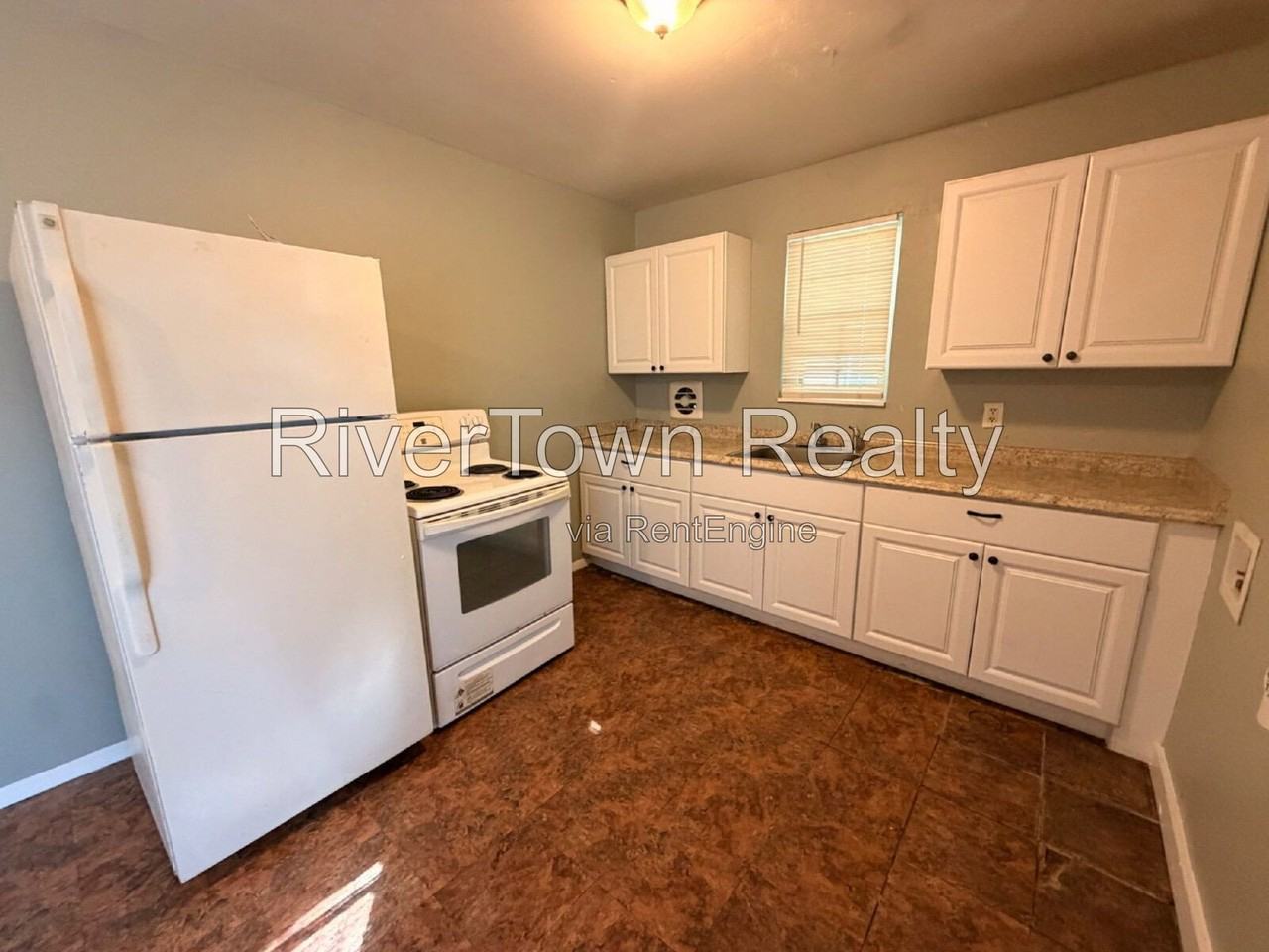 5472 Lochinvar Rd - Photo 5 of 17