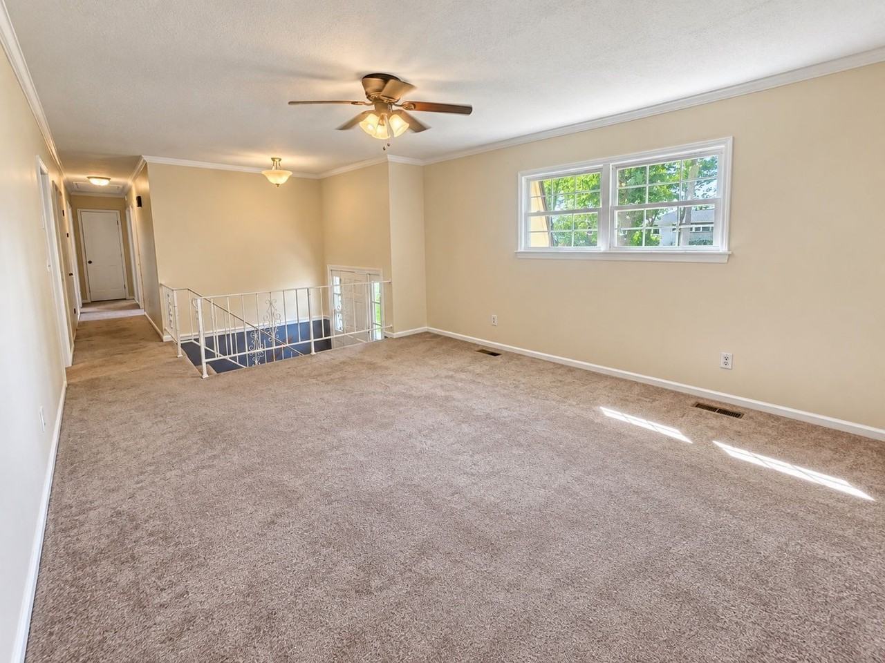2210 Haven Crest Dr - Photo 2 of 22