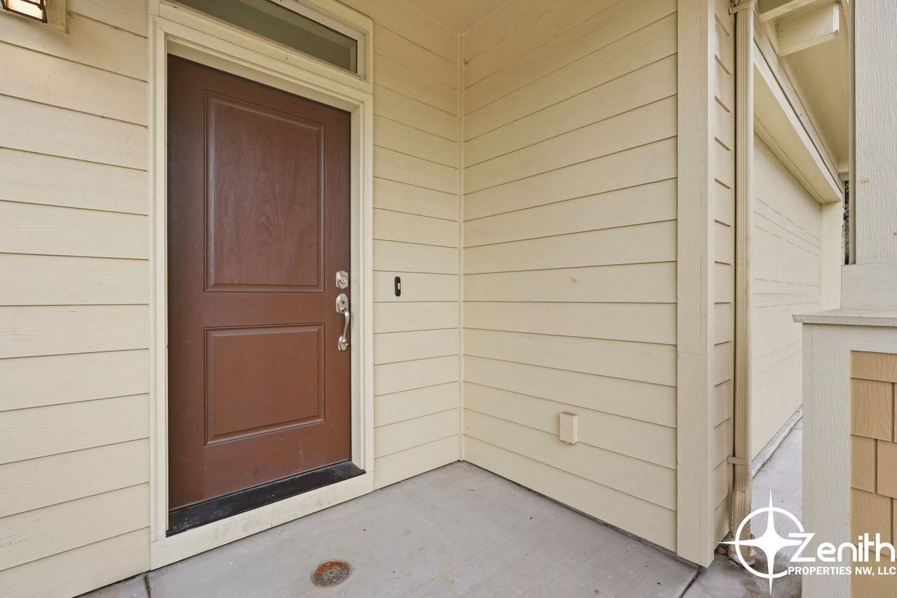 7317 Ne 31st Ave - Photo 2 of 40